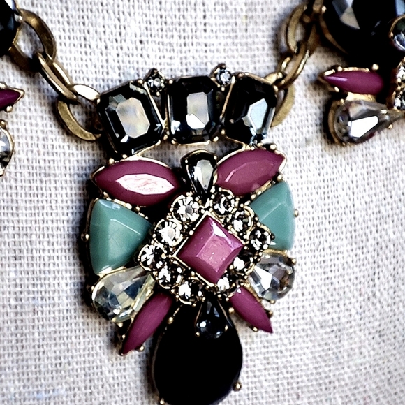 J. Crew Dark Mauve Black Smoke Mint Brass Statement Necklace Lifesaver Clasp EUC - Picture 6 of 12